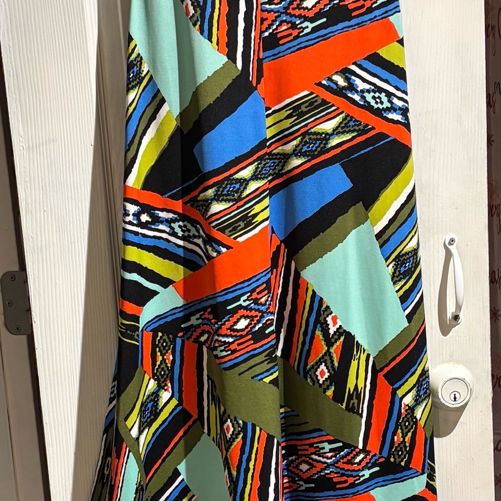 Snap Multicolor Long Patterned Dress, open back Large - Picture 5 of 8
